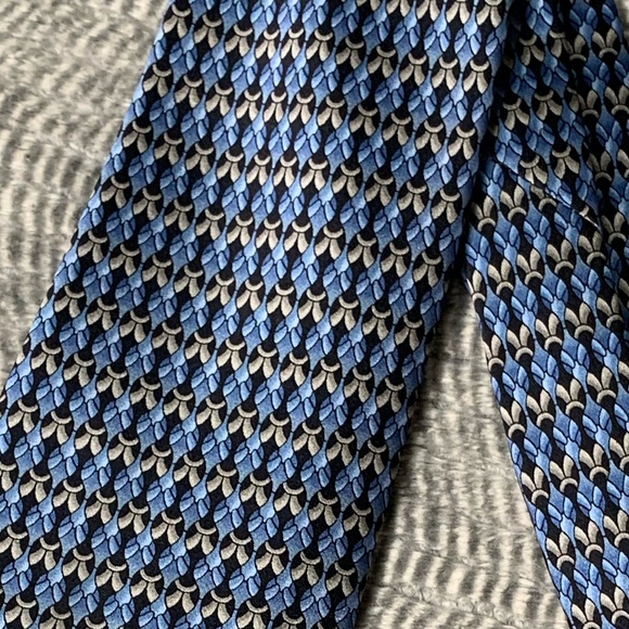 Stonehenge Other - 3/$10 Men’s patterned Stonehenge Silk Neck Tie